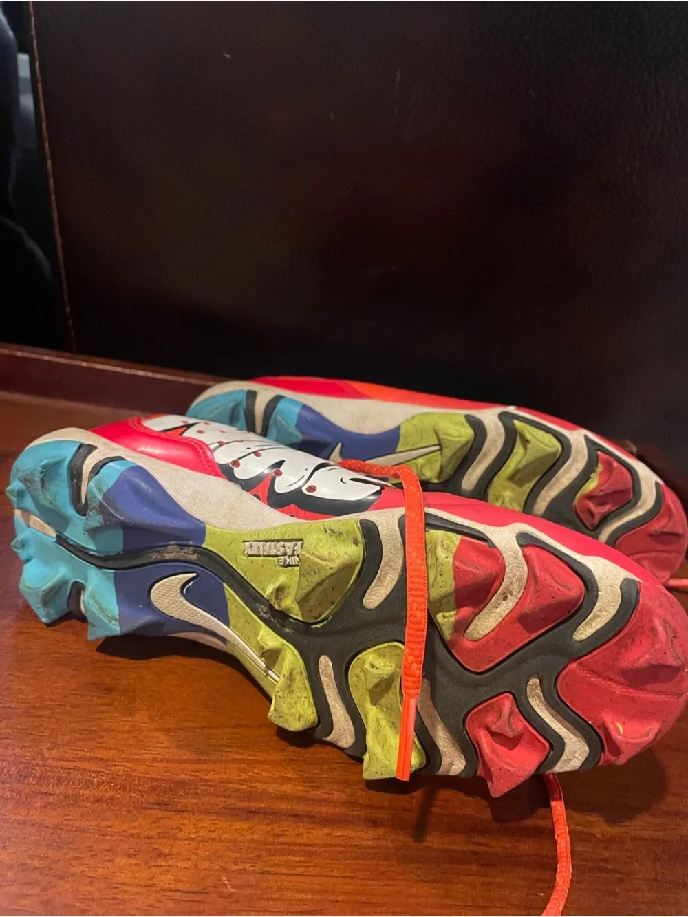Nike Kids Bright Red and Orange Baseball/Softball Cleats